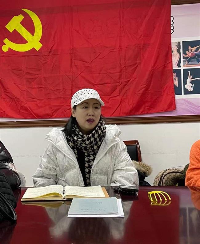 张星.jpg 张星.jpg