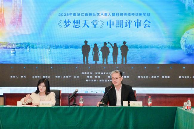 合影.jpg 合影.jpg